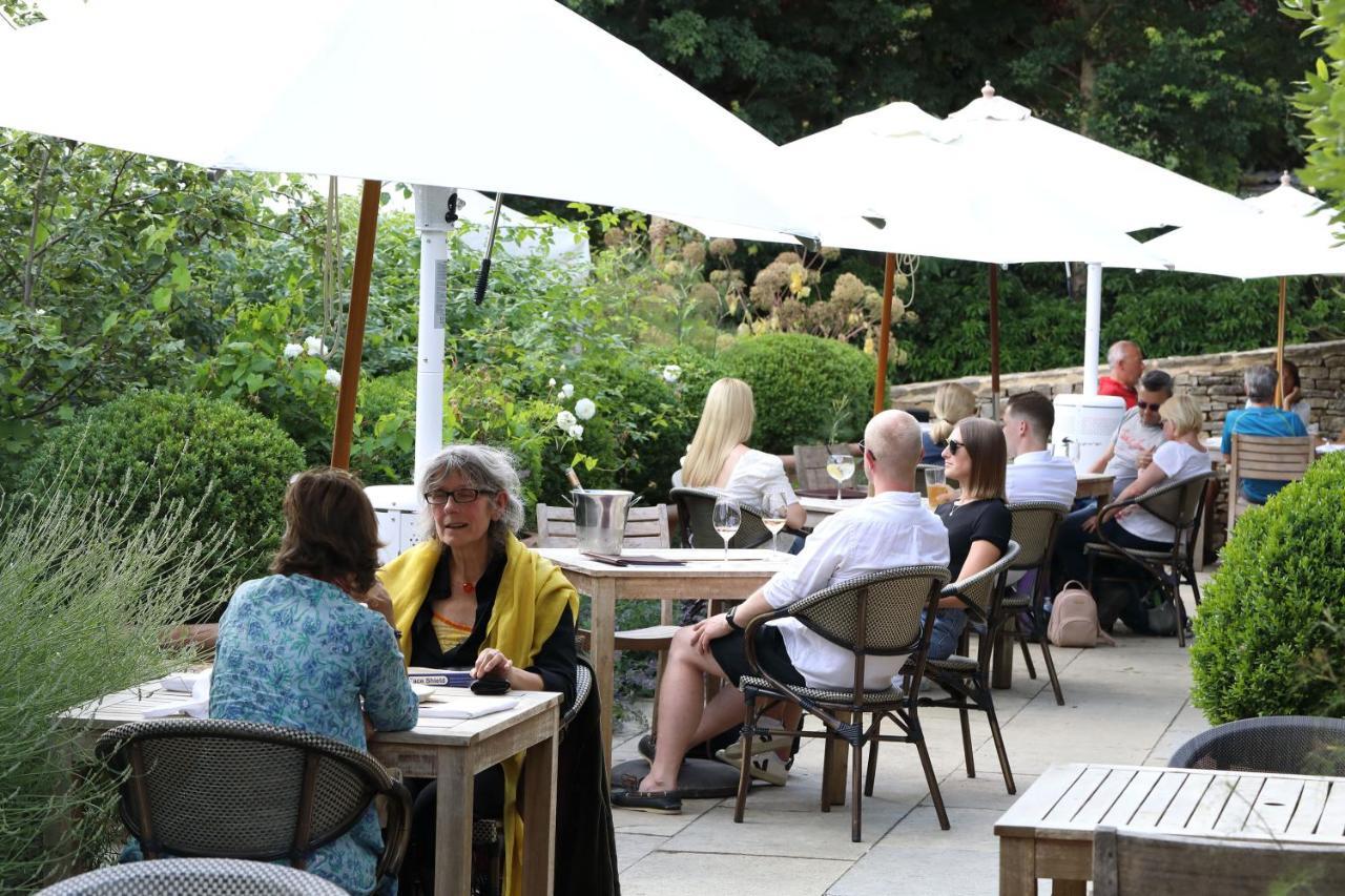 The Wheatsheaf Inn Bourton-on-the-Water Exterior foto