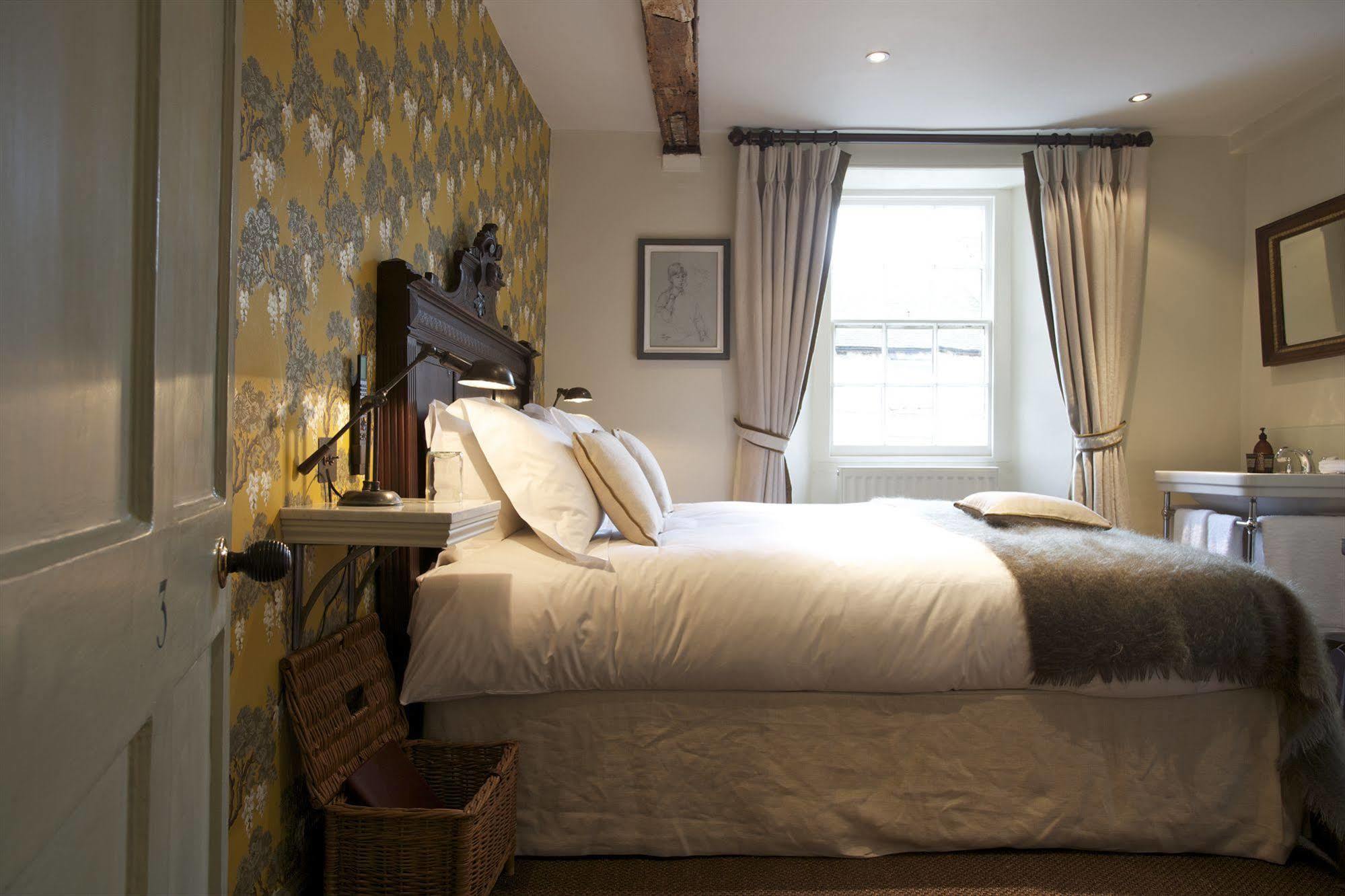 The Wheatsheaf Inn Bourton-on-the-Water Exterior foto